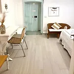 Flower Nel Cuore Della Citta' Appartement Bari