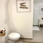 Flower Nel Cuore Della Citta' Appartement Bari