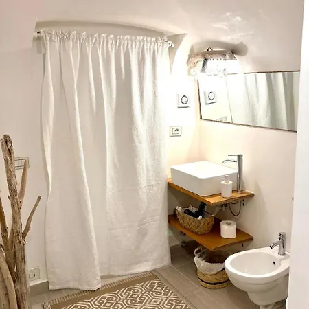 Flower Nel Cuore Della Citta' Bari