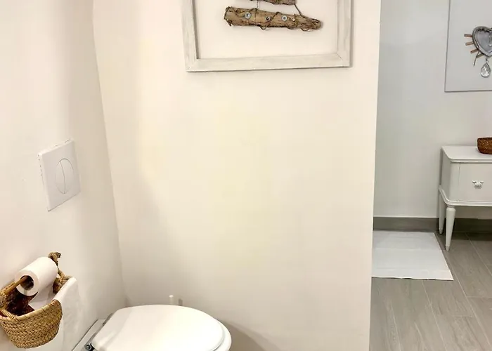 Flower Nel Cuore Della Citta' Apartamento Bari