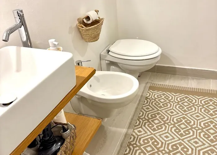 Flower Nel Cuore Della Citta' Apartamento Bari